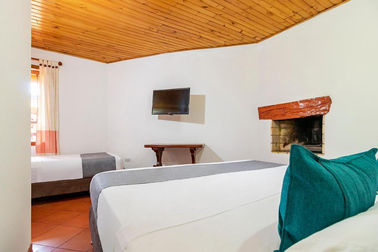 Ayenda Hotel Casona Santa Rosa Chía المظهر الخارجي الصورة